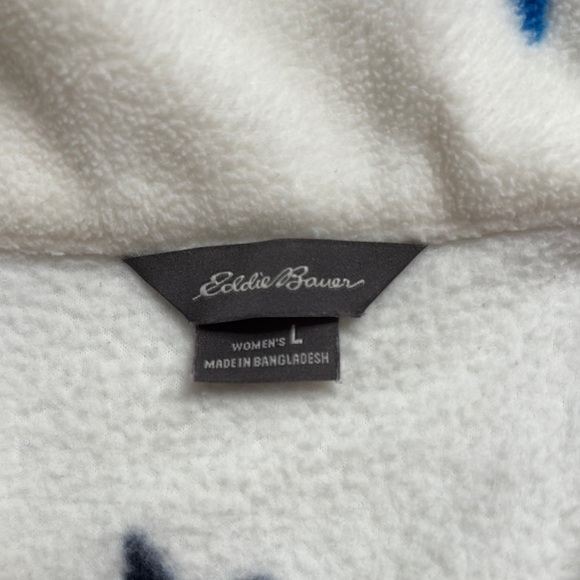 Eddie Bauer Cream Star Patterned Fleece Pullover - Picture 3 of 10